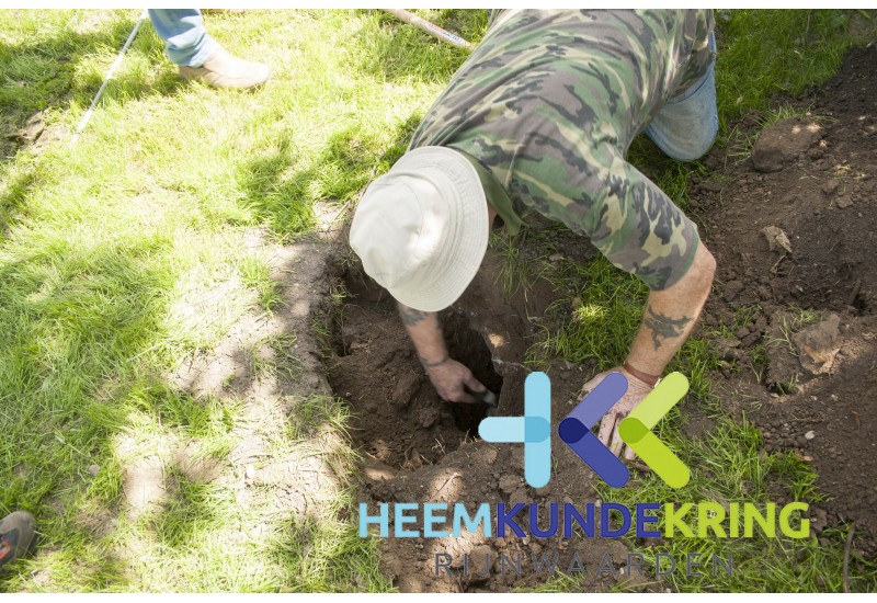 23-7-2015 Opgraving put RK pastorietuin Lobith Coll. P.Snip-HKR (4)